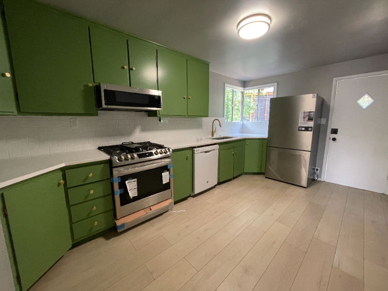 917 Empire Ave - Photo 7 of 19