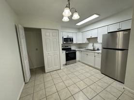3950 Se 19th Ave #B - Photo 1 of 1