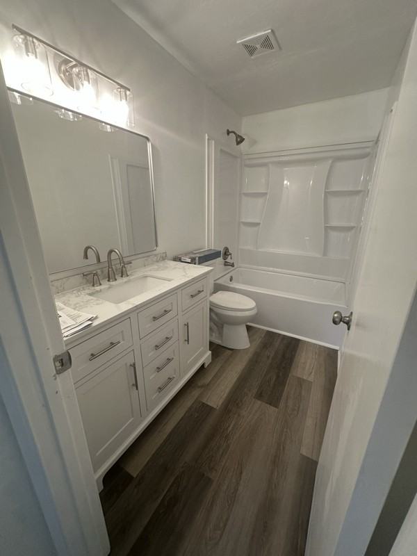 3950 Se 19th Ave #B - Photo 2 of 15