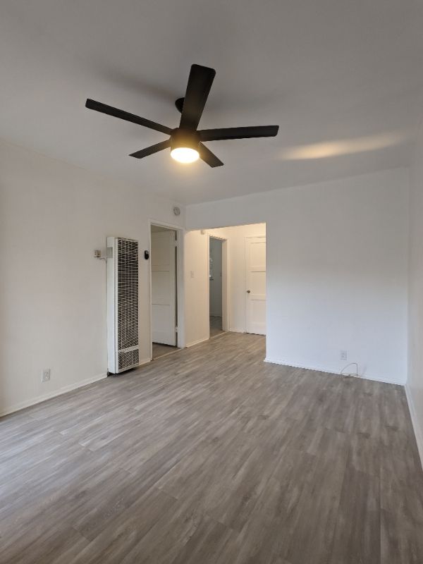 1924 Lincoln Ave #C - Photo 6 of 13