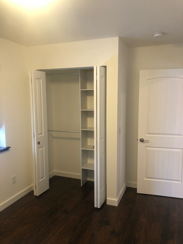 1030 S Catlin St #201 - Photo 7 of 10