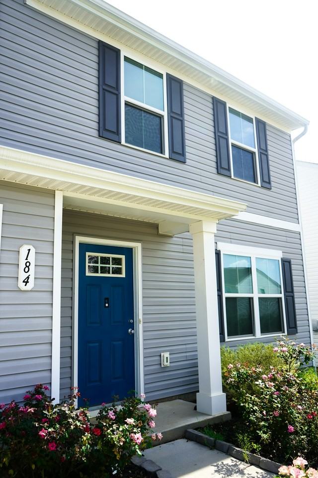 184 Browband Street - Photo 4 of 38