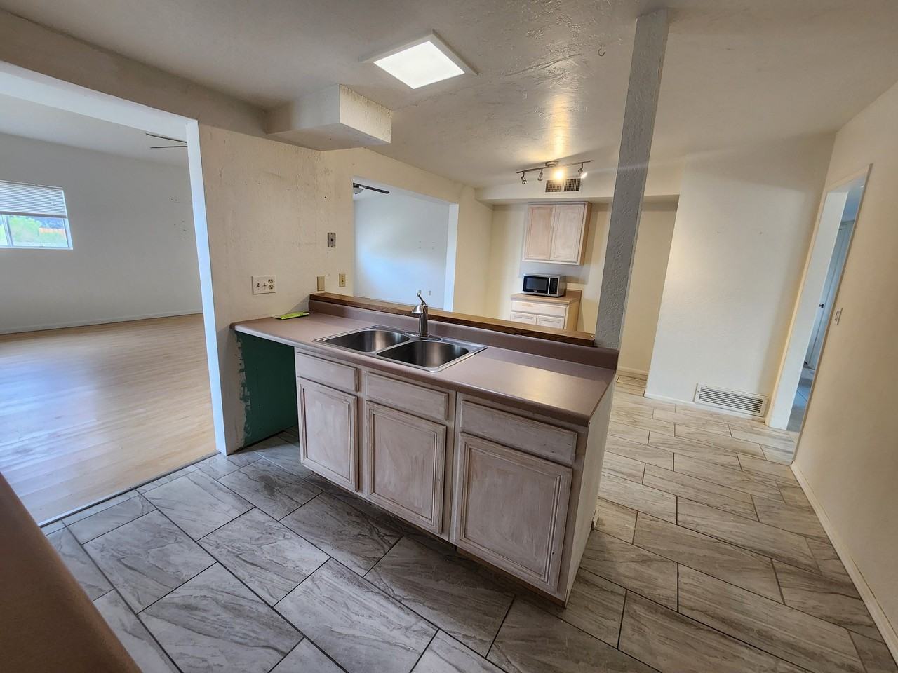 8632 E Mormon Dr - Photo 3 of 14