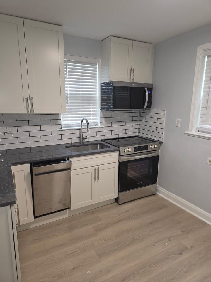 2926 Cub Hill Rd - Photo 6 of 20