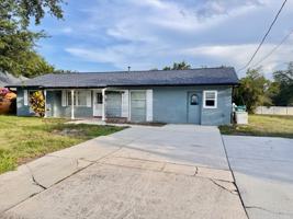 featured image of 1911 S Palomar Dr