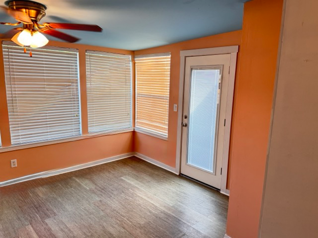 1911 S Palomar Dr - Photo 3 of 14
