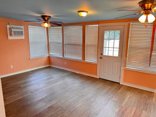 1911 S Palomar Dr - Photo 6 of 14