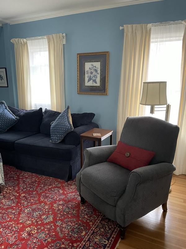 273 Ocean Ave - Photo 2 of 8