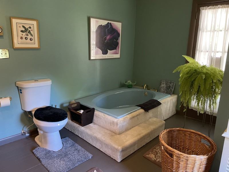 273 Ocean Ave - Photo 5 of 8