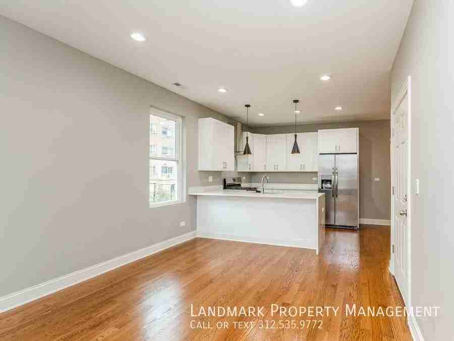 4737 S Michigan Ave #1 - Photo 5 of 20