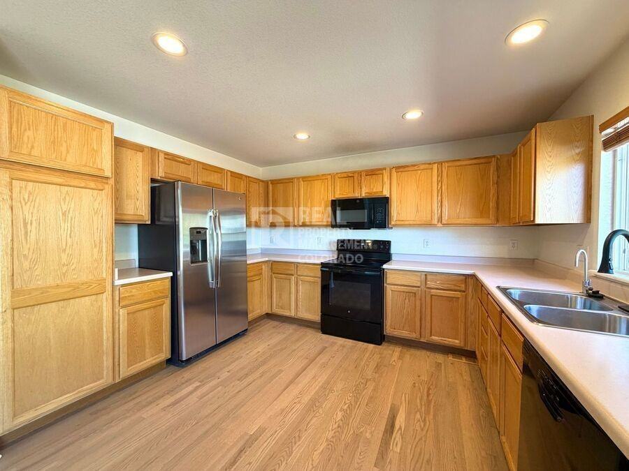 16253 Blueleaf Pl - Photo 6 of 27