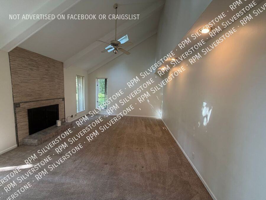 2945 Cedar Ridge Dr - Photo 4 of 14
