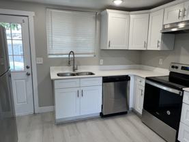 1535 W Russett Ave #1 - Photo 1 of 1