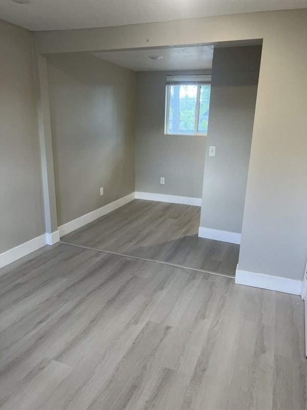 1535 W Russett Ave #1 - Photo 2 of 13