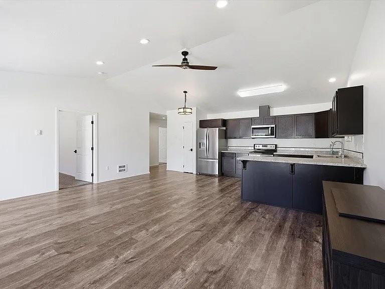 408 N Pierce Ln #1 - Photo 4 of 18