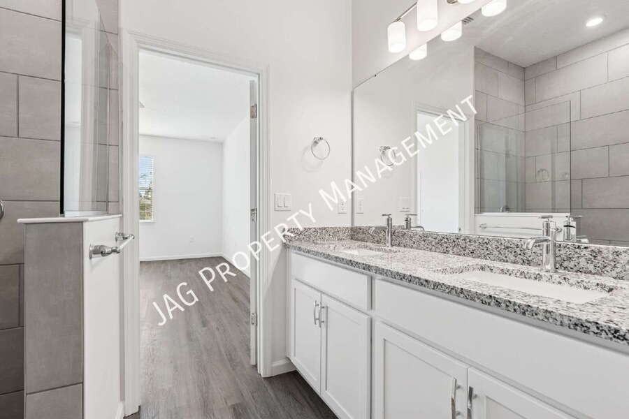 2601 Hagoplan Ave Sw - Photo 4 of 27