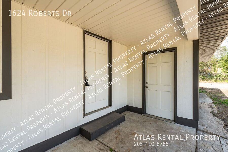 1624 Roberts Dr - Photo 5 of 23