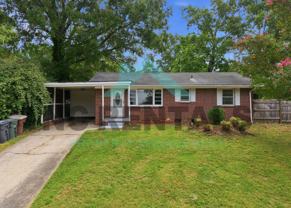 1800 Woodmere Dr - Photo 1 of 1