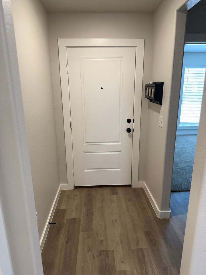 6412 Lewisville Ln - Photo 3 of 17