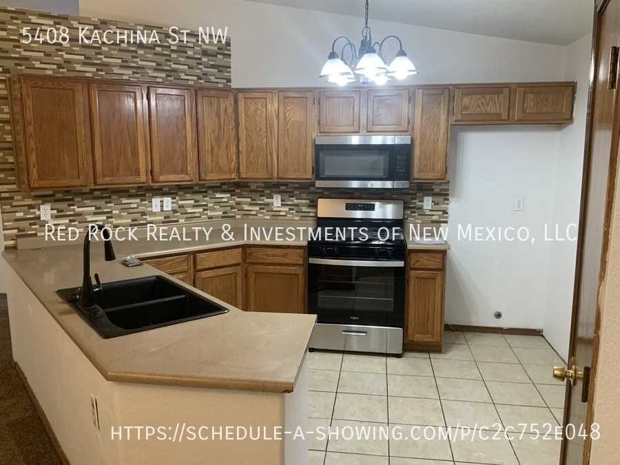 5408 Kachina St Nw - Photo 4 of 17