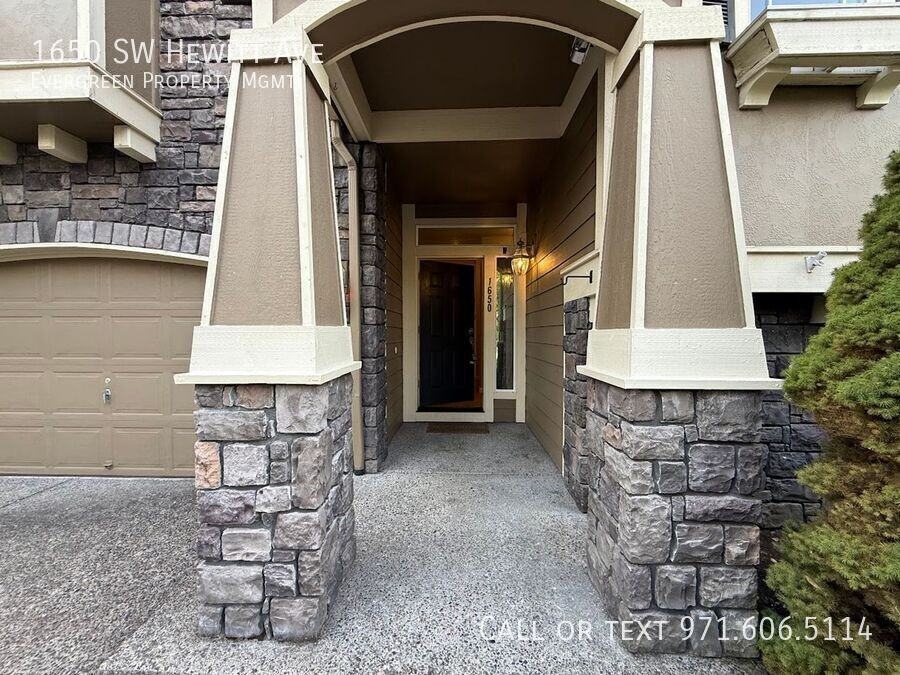 1650 Sw Hewitt Ave - Photo 3 of 50