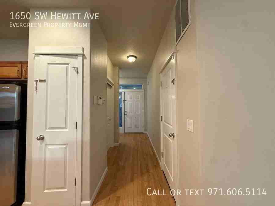 1650 Sw Hewitt Ave - Photo 7 of 50