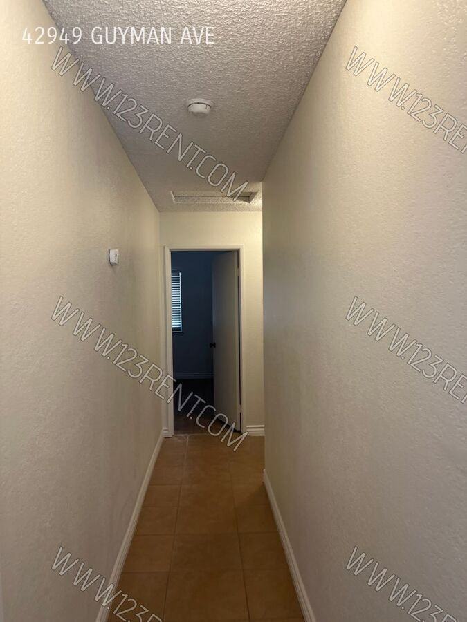 42949 Guyman Ave - Photo 7 of 22