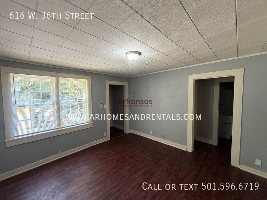 616 W 36th St - Photo 2 of 33