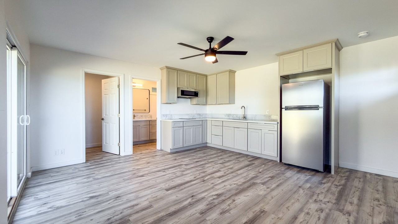 914 Kuhua St