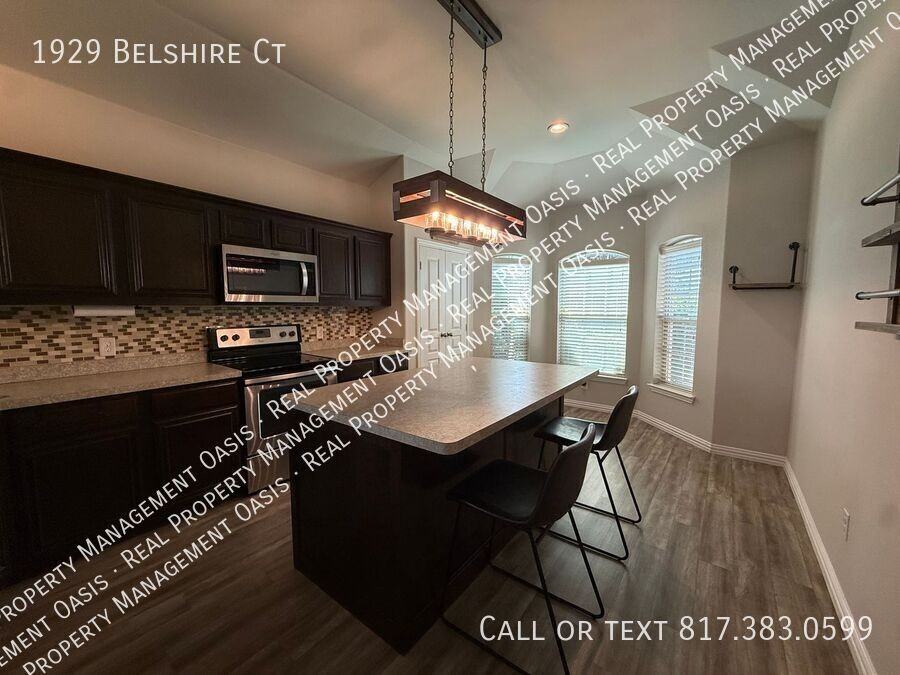 1929 Belshire Ct - Photo 3 of 20