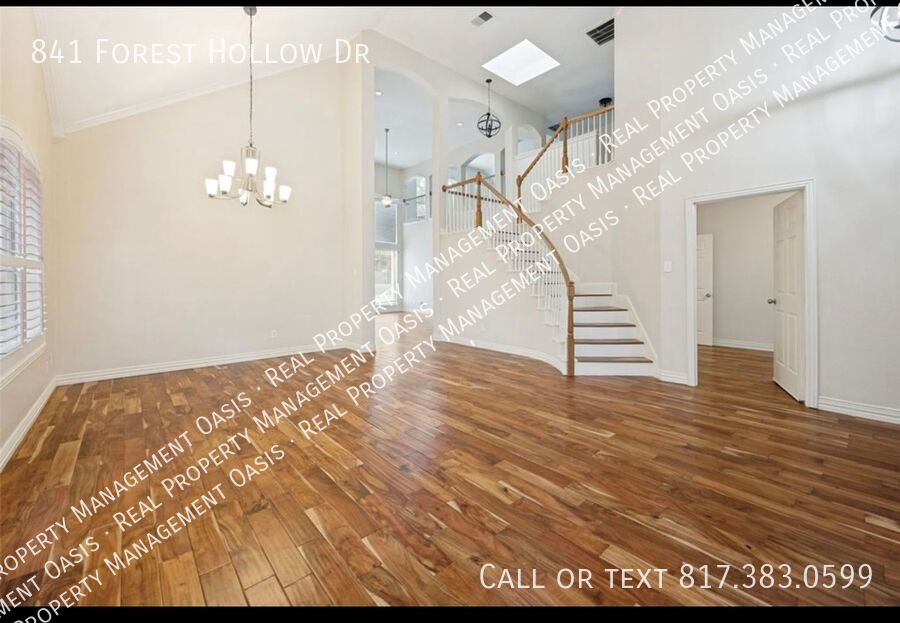 841 Forest Hollow Dr - Photo 5 of 27