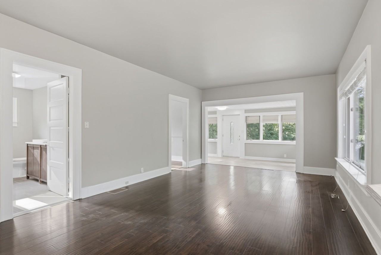 3136 E Edgewood Ave - Photo 5 of 20