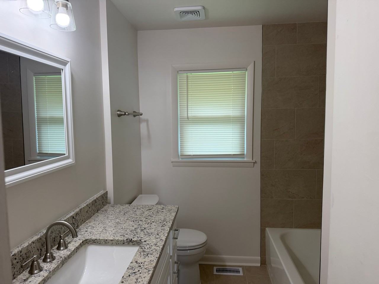 3736 Rouge Way - Photo 5 of 10