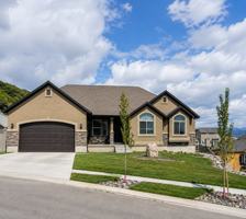 featured image of 3871 E Hopi Rd