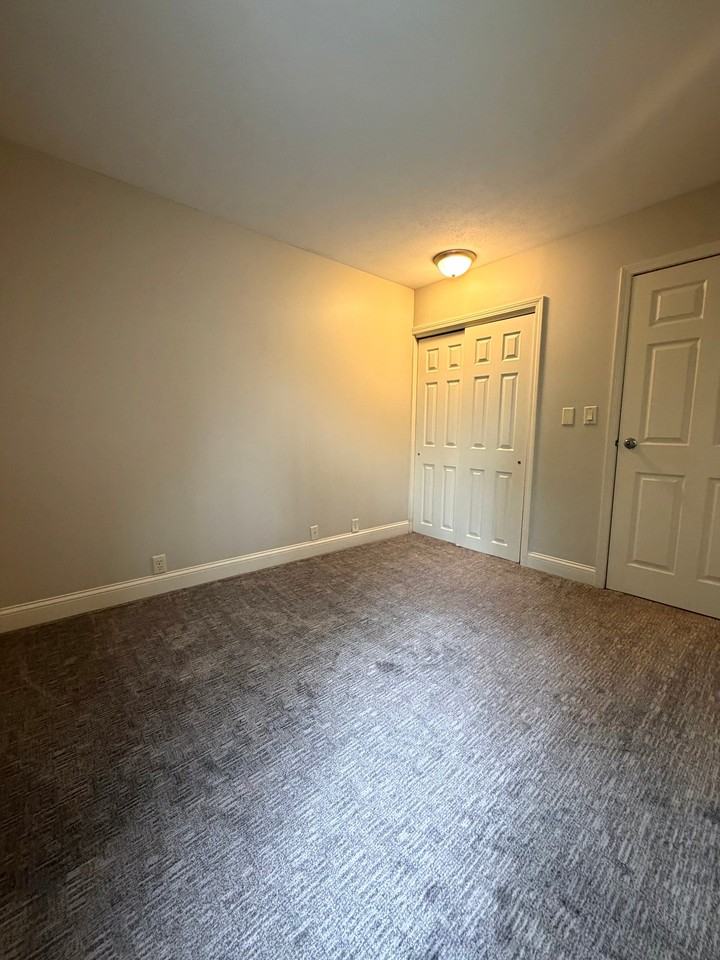 1810 E St #109 - Photo 7 of 10