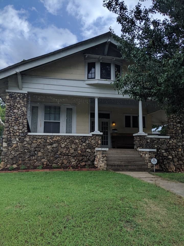 1001 14th Ave S