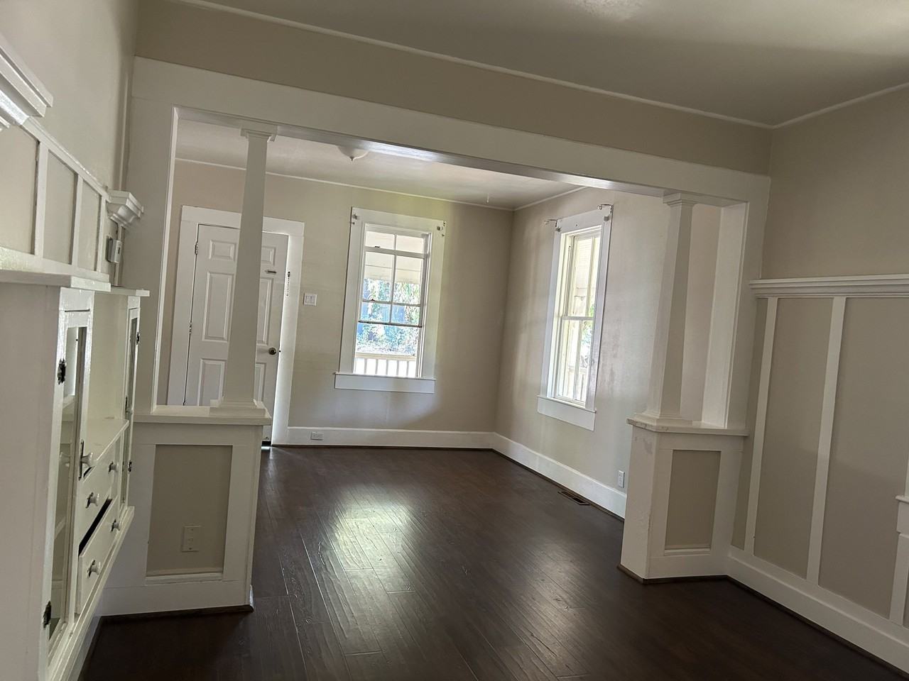 489 2nd St - Photo 2 of 5