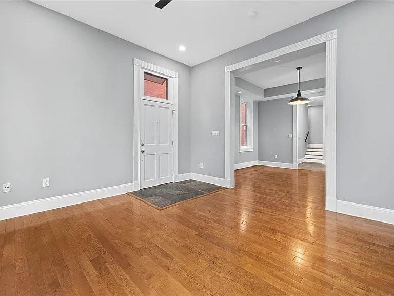 3309 Salena St - Photo 3 of 21