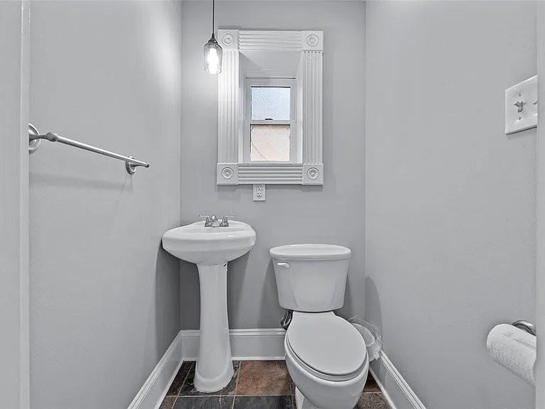 3309 Salena St - Photo 7 of 21