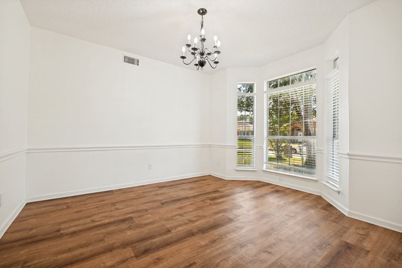 1005 Craig Dr - Photo 5 of 20