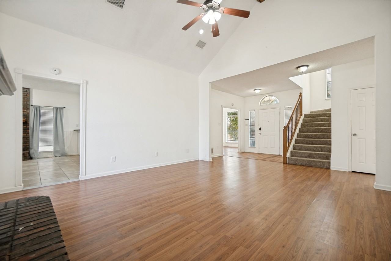 1005 Craig Dr - Photo 6 of 20