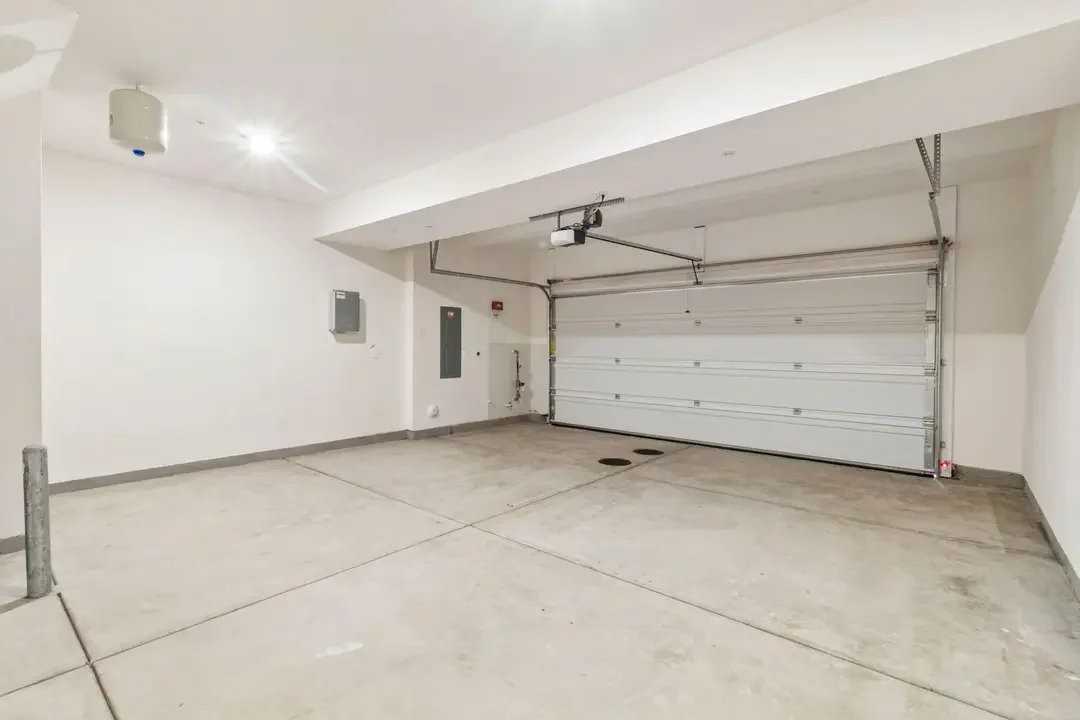 4899 Merida Way - Photo 4 of 20