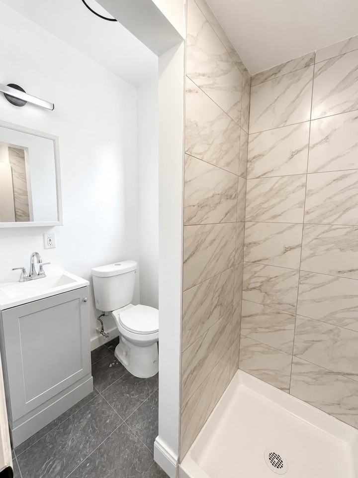 97 Cedar St #10 - Photo 4 of 4