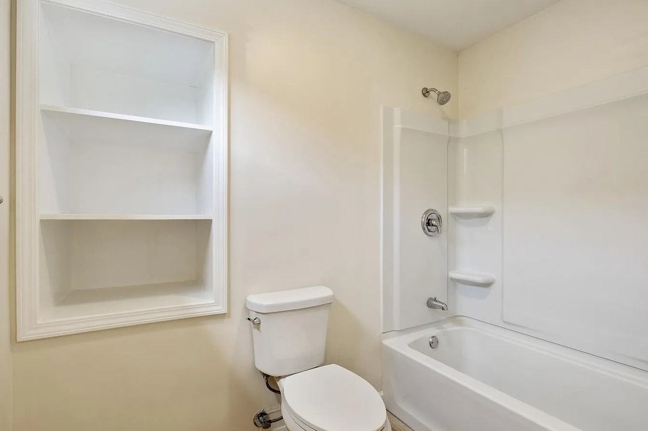 1002 Park St - Photo 5 of 16