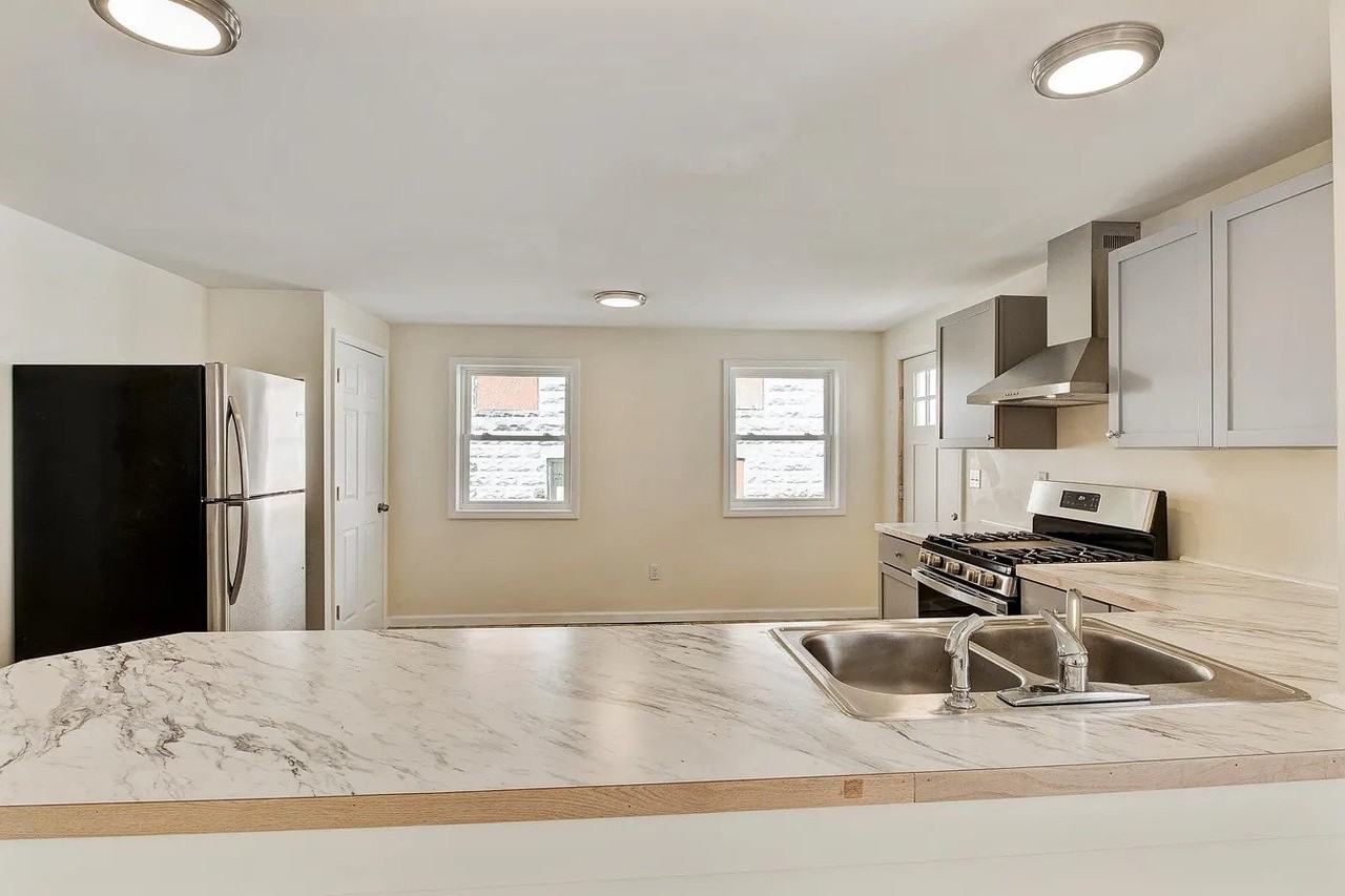 1002 Park St - Photo 7 of 16