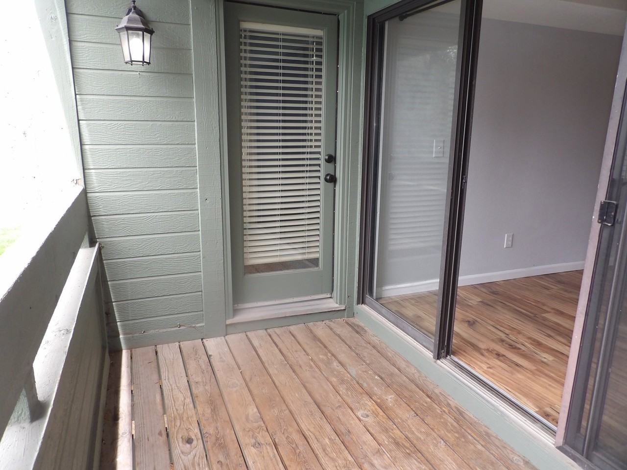 128 W Rockrimmon Blvd #201 - Photo 4 of 20