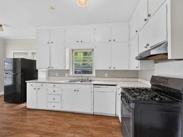 featured image of 2117 S 13th St