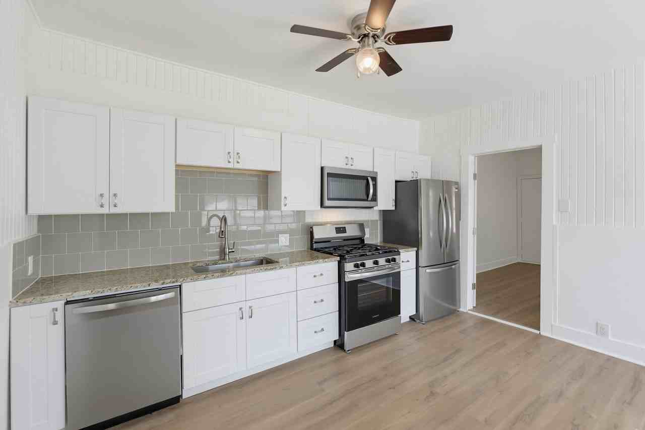 1849 S 14th St - Photo 2 of 20