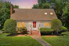 21 Bartlett Ave - Photo 1 of 1