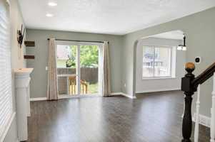 featured image of 752 E Village Way